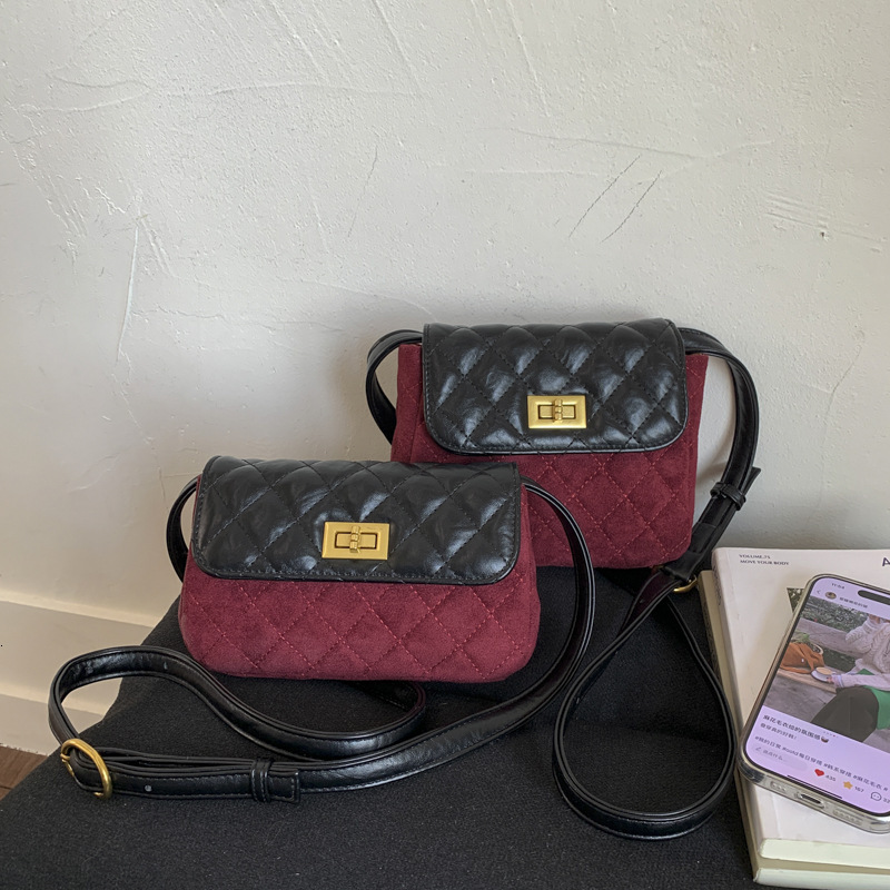 design Autumn New Plaid Pattern Color Block Women s Crossbody Bag Niche Design Light Luxury Women s Shoulder Bag Small Square Bag Autumn Designer Bag 