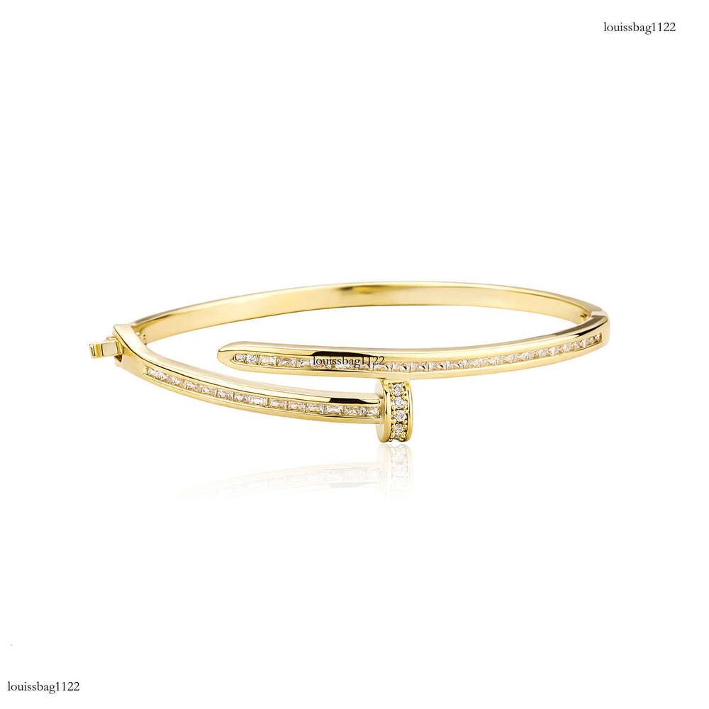 Hip Hop Classic Luxurious Nail-Shaped Zircon Earrings Bracelet INS Internet Celebrity Hot Push Gold Australian Personality Jewelry