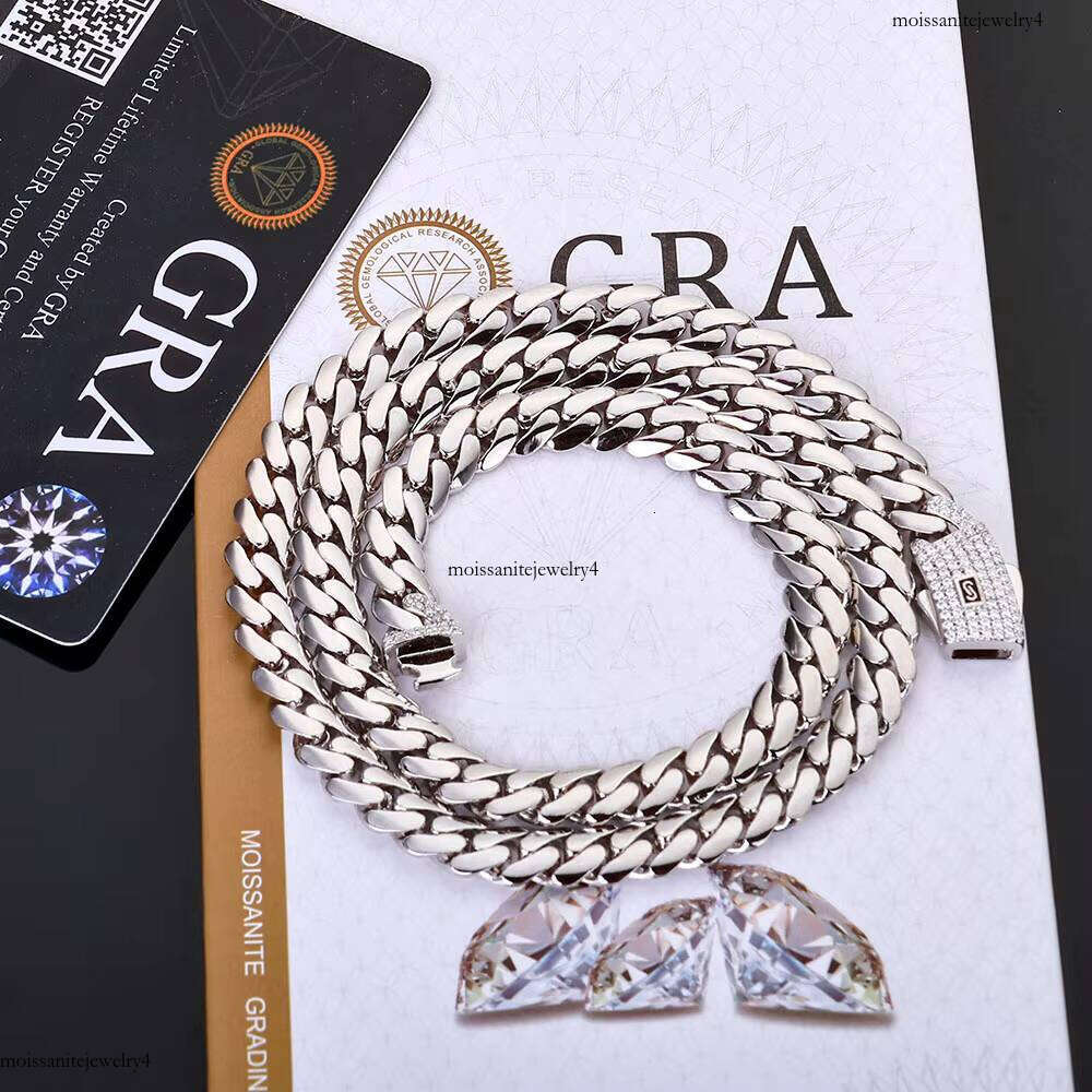 NUOYA High Quality Sterling Sier Cuban Link Iced Out Moissanite Dia Clasp Smooth Chain Necklace Gift for Women