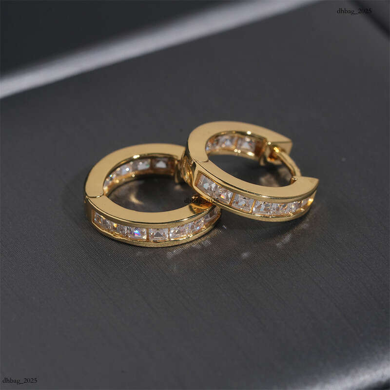 ICED OUT Synthetic Square Inlaid Zircon Hoop Ear ClipIced Out VVS Gold Plated Fashion Simple Elegant Earrings