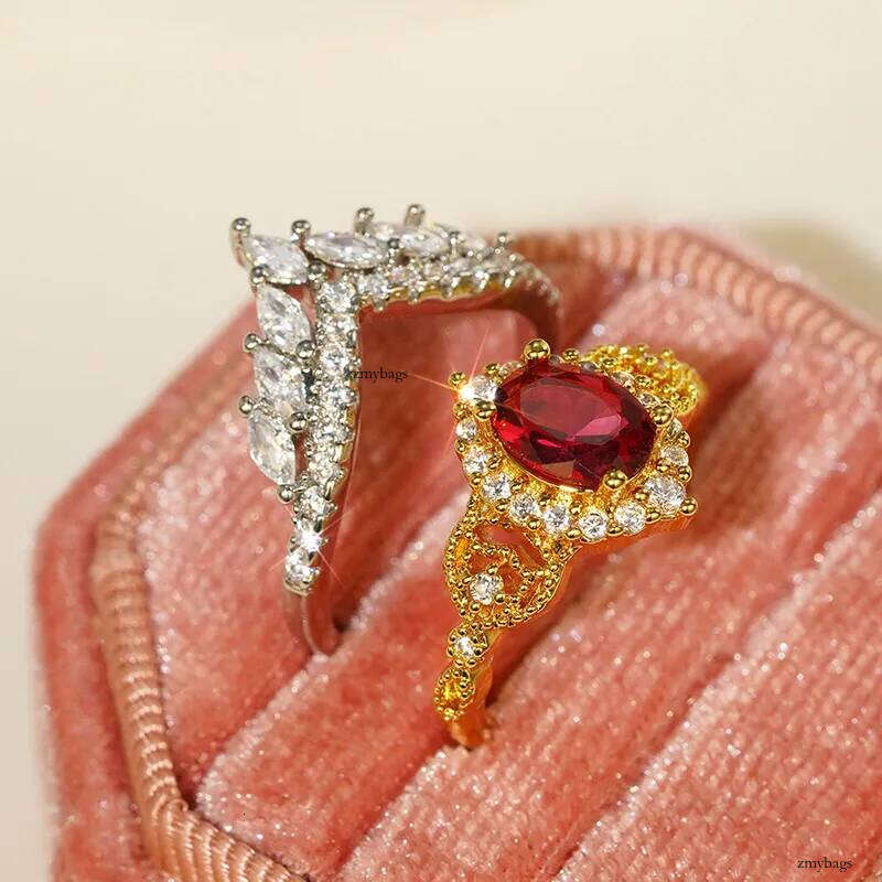 Choucong Brand Wedding Rings Jewelry White Gold Fill Oval Cut Red Garenet Marquise Zircon CZ Dia Court Party Women Couple Crown Ring Set Gift