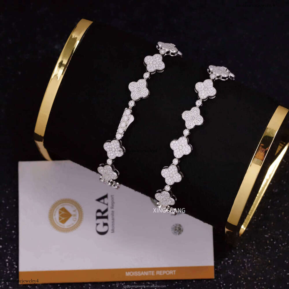 Fashion Style Moissanite 9mm Wide Hip Hop Women Fine Jewelry S Sier VVS Dia Clover Bracelet