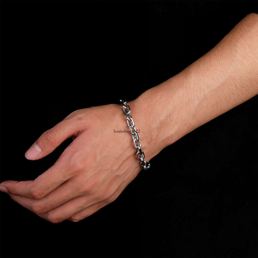 Hip-Hop Titanium Bracelet Dia-Shaped Six-Sided Polished Heart-Shaped Sterling Silver Clasp Simple Personality Necklace