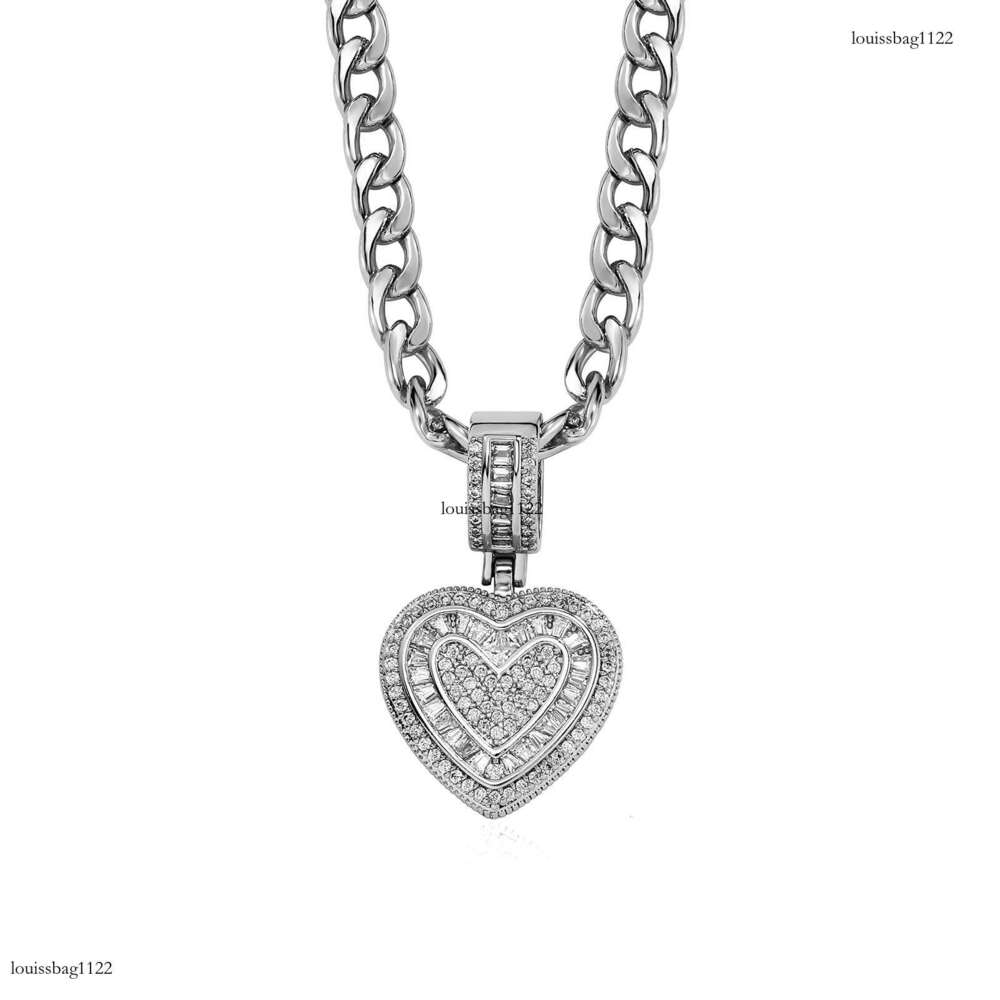 Niche Gold-Plated Heart NK Collarbone Chain Metal Hip-Hop Accessories Cross Pendant Necklace for Women