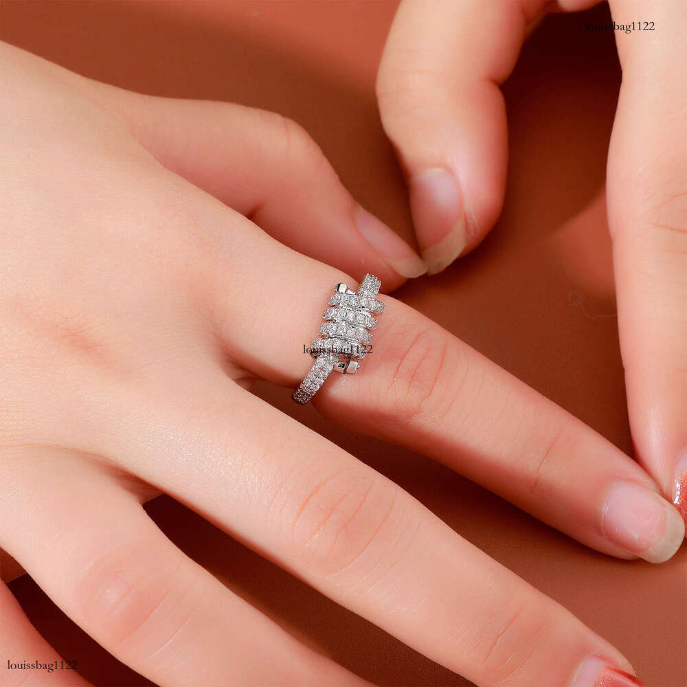 INS Internet Celebrity Creative Outfit Wire Knot Personality Hip Hop Zircon Ring Unisex Versatile Hand Jewelry