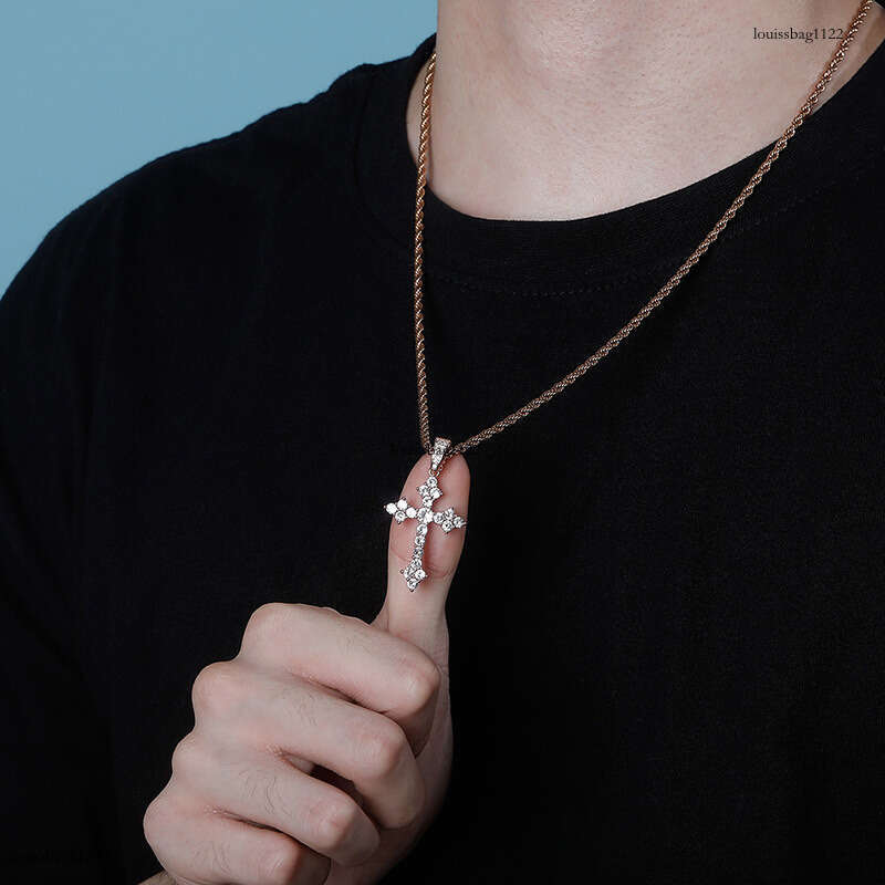 Cross Pendant Full Moissanite chain Simple Religious Necklace Accessory Versatile Inlaid with Dias
