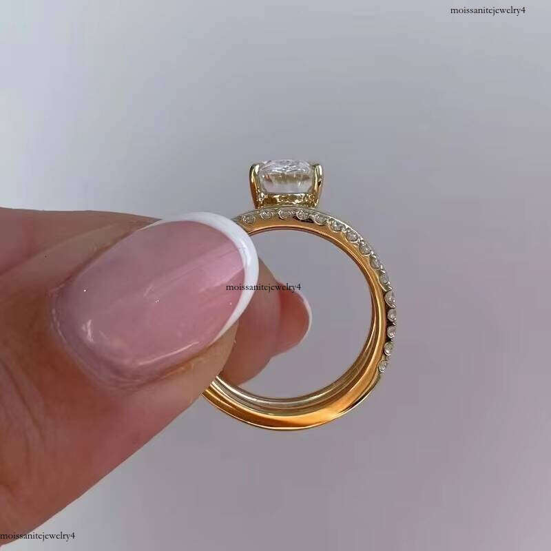 Wholesale Fashion Ladies Jewelry 2.5 Oval Cut Bridal Set Moissanite Rings for Women Wedding Engagement
