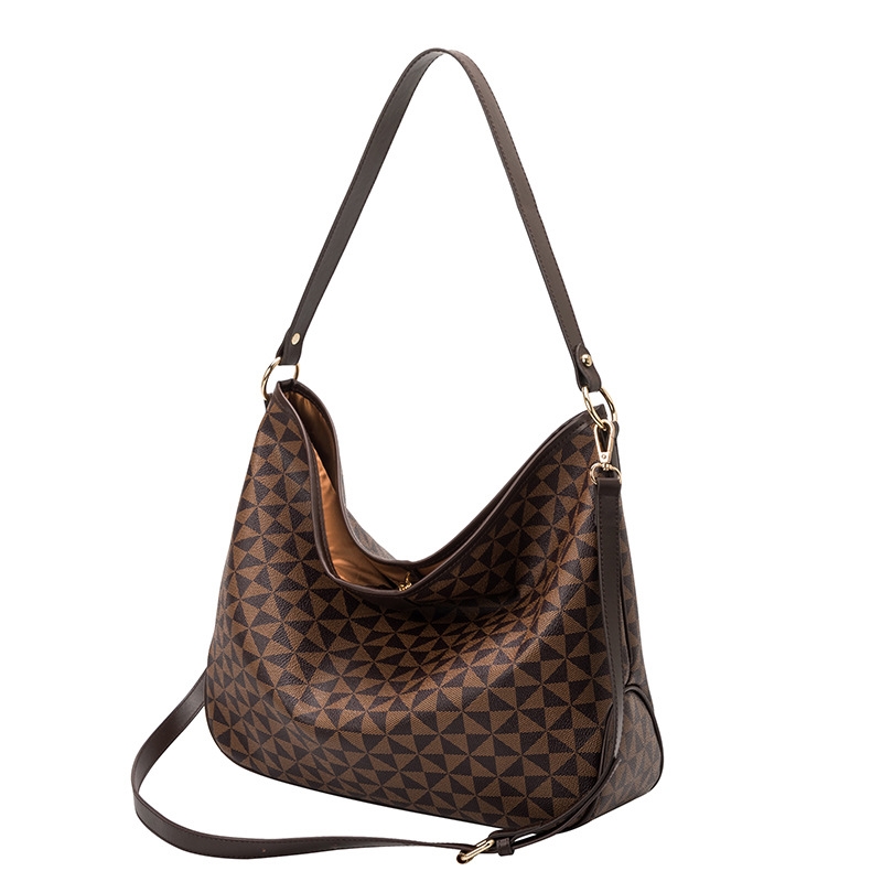 Free shipping, large capacity, high-end design sense, women's casual 2025, European and American fashion printed hand-held shoulder bag, bag mout