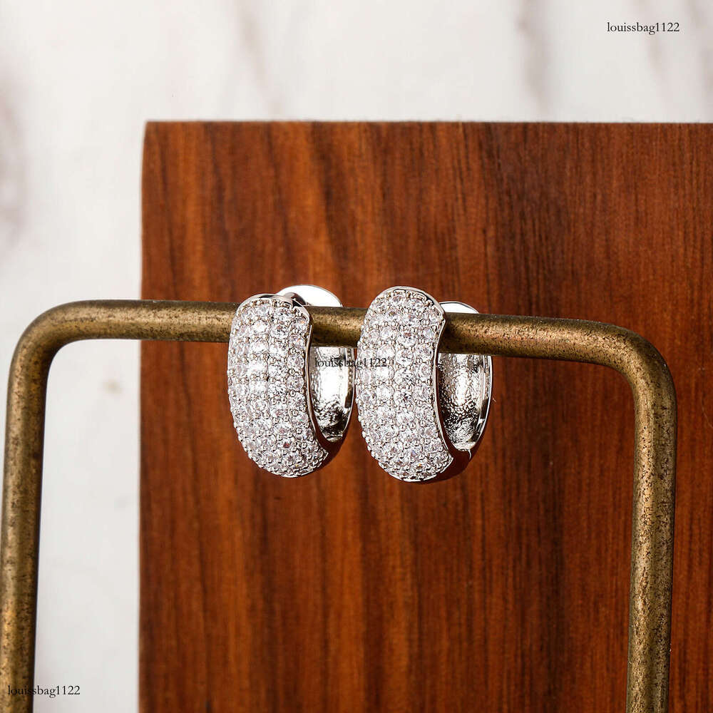 INS Hip-Hop Full Unisex Simple Versatile Stud Earrings High-End Sense Inlaid Dia Jewelry Accessories