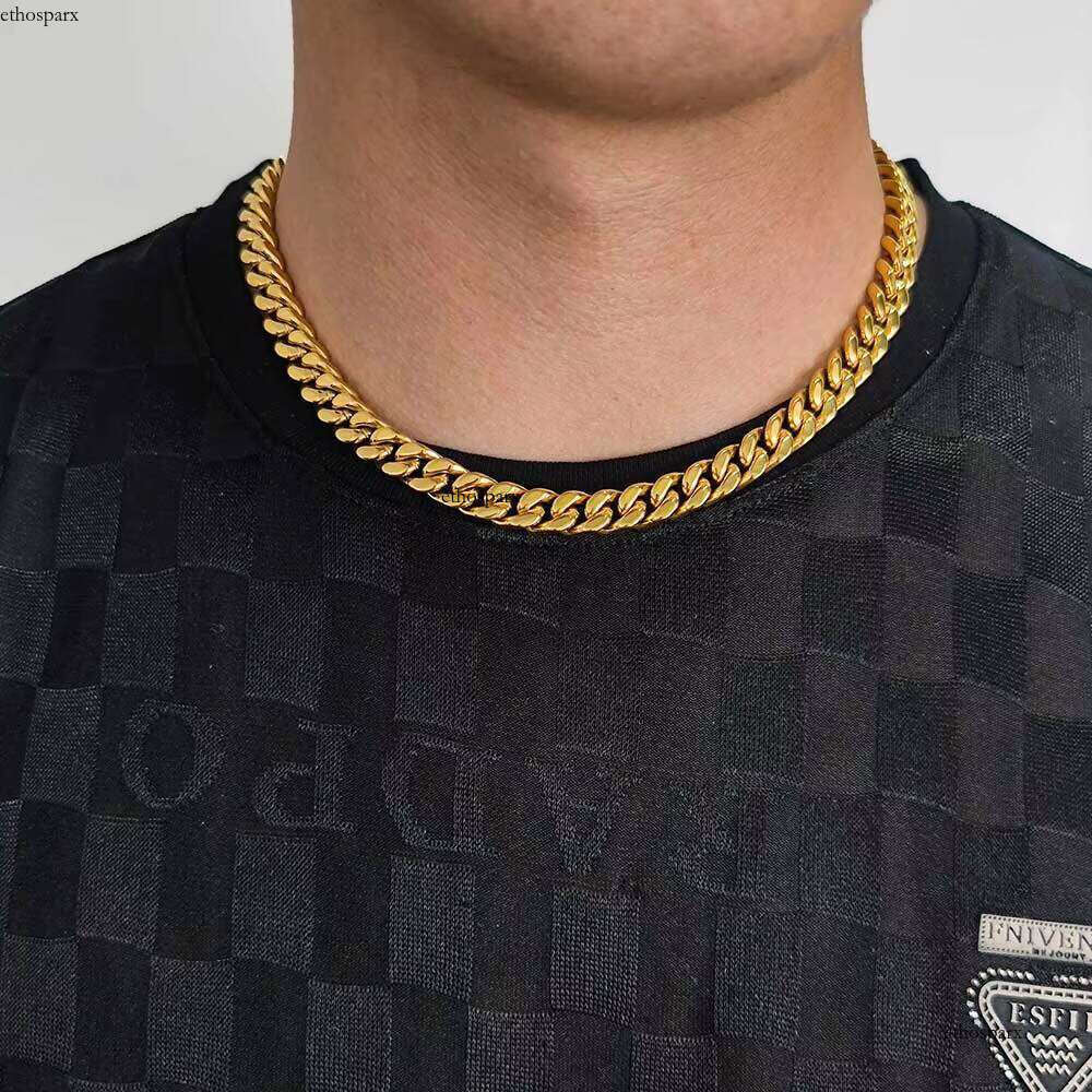 Hip Hop High Polished Stainless Four Sided Grinding Cuban Chain Titanium Steel Spring Clasp Necklaces Fine Jewelry