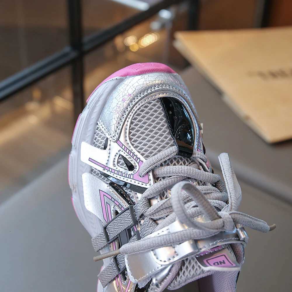 2025 PU Leather Sport Shoes for Children Designers Teenager Kids Sneakers Soft-soled Outdoor Boys Girls Running Shoes Sneaker L250808