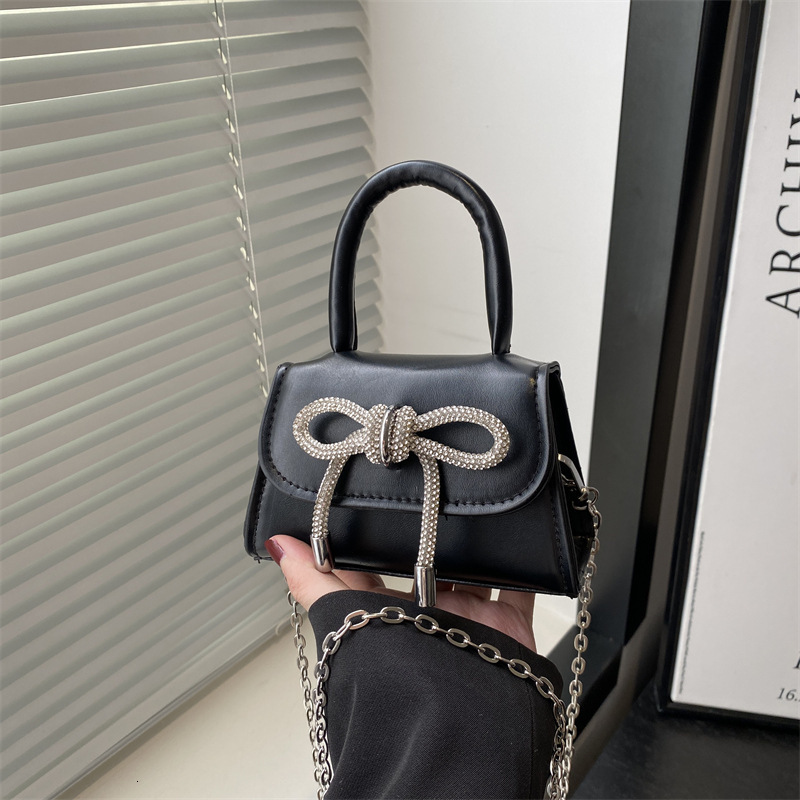 2025 Autumn New French Style Textured Women s Shoulder Bag Niche New Bow Small Square Bag Fashionable New Women s Crossbody Bag Autumn New Designer Ba