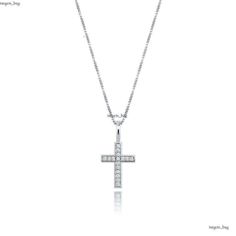 New Sier Full Moissanite chain Cross Hip-Hop Pendant Personality Versatile Necklace Jewelry