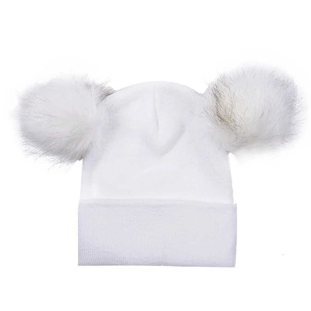 Winter Knit Beanie Hat Double Pom Warm C for Girls C Ski Hat Women Pom Hat Cs Female Cotton Skullies XJ250809
