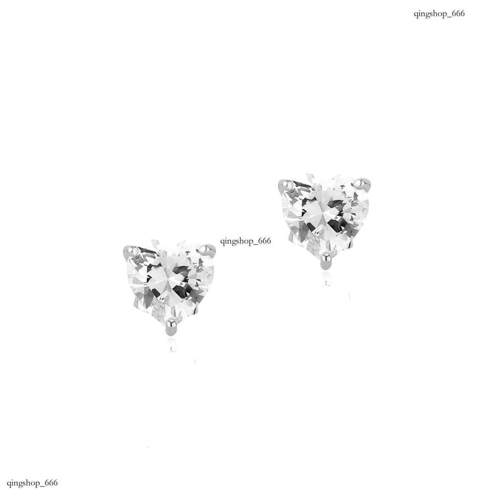 Heart-shaped Zircon Sparkling Earrings for Women, Simple and Elegant, Light , Exquisite Sier Needle Fashion Ear Jewelry