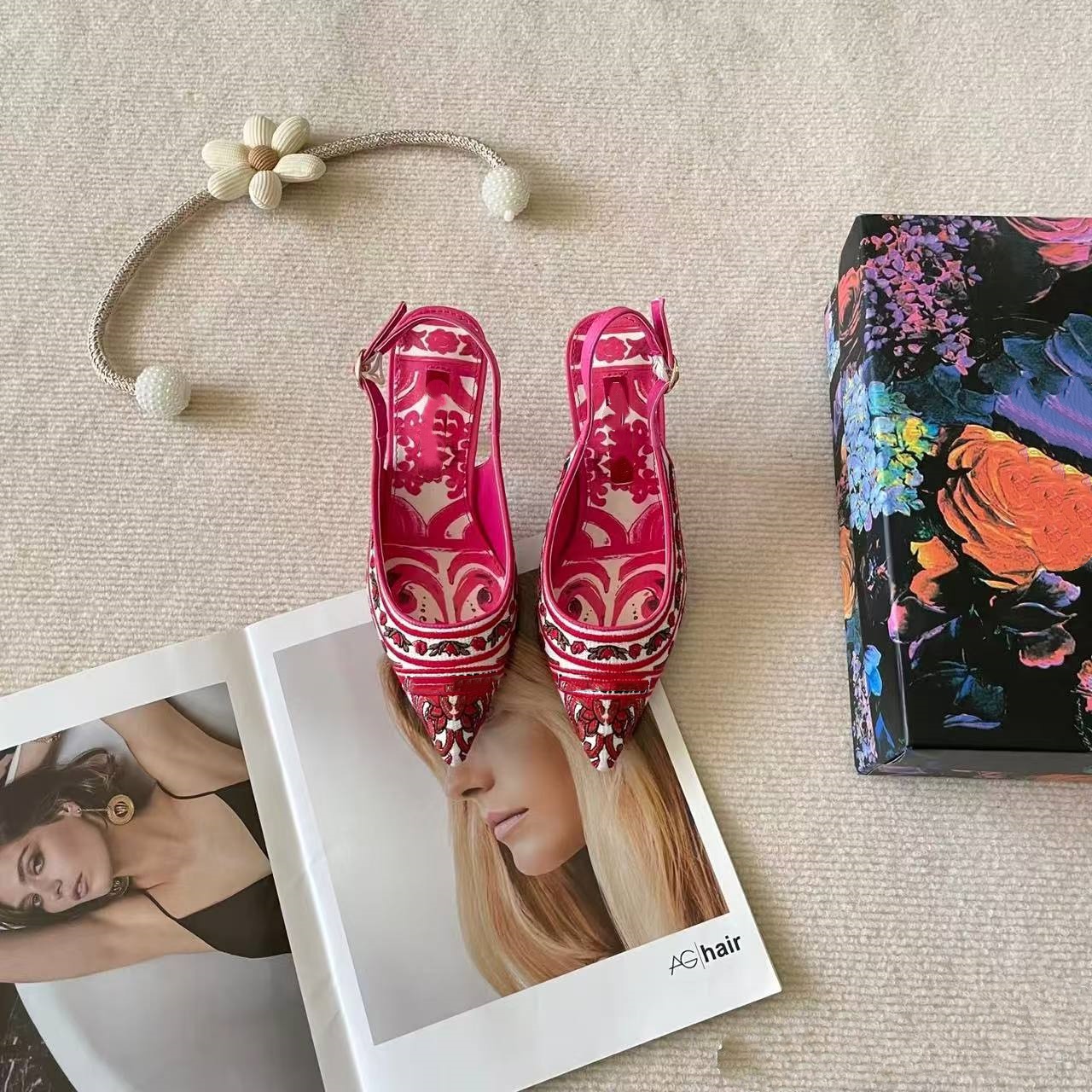 2025 Designer Luxury Sheepskin Women's High Heels Embroidered Print Graffiti Sexy Sandals Multicolor Formal Attire Women's Pointed-Toe Shoes