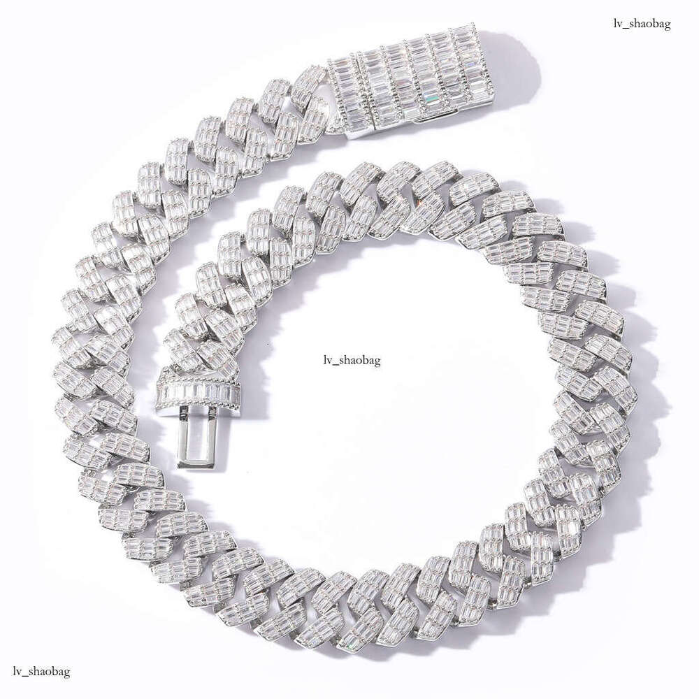 Domineering 17mm Wide Square Moissanite chain Dia Cuban Chain Flip Clasp Men's Necklace Personality Hip-Hop Jewelry