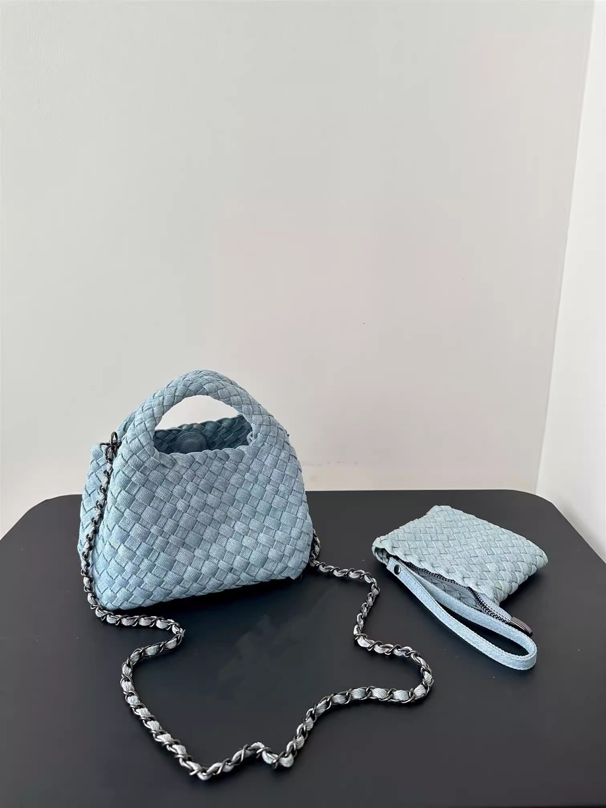 2025 autumn new denim versatile woven handbag niche design large capacity shoulder bag women's crossbody bag designer bag