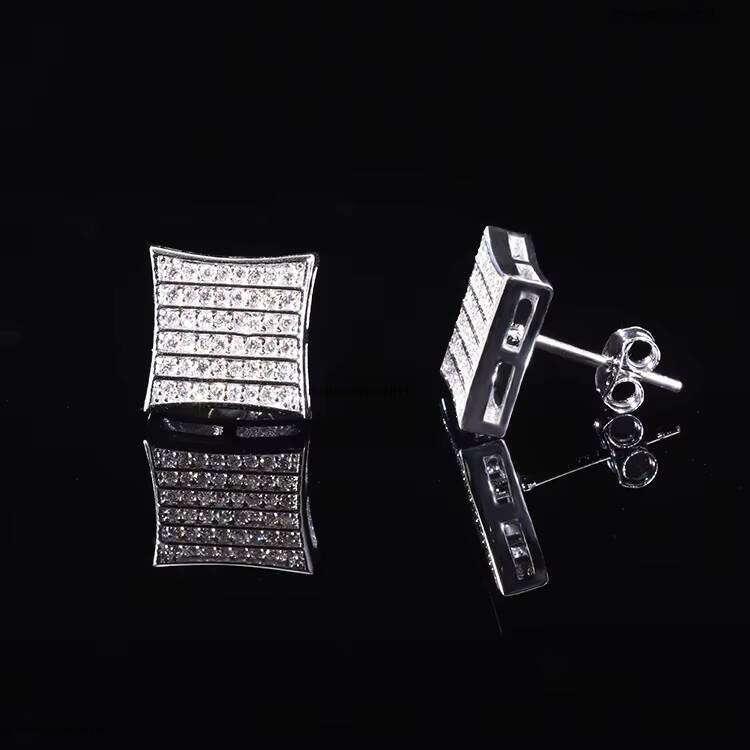 VVS D GRA Cushion Style Sterling Sier Gold Plate Round Moissanite Stud Earrings for Mans Women