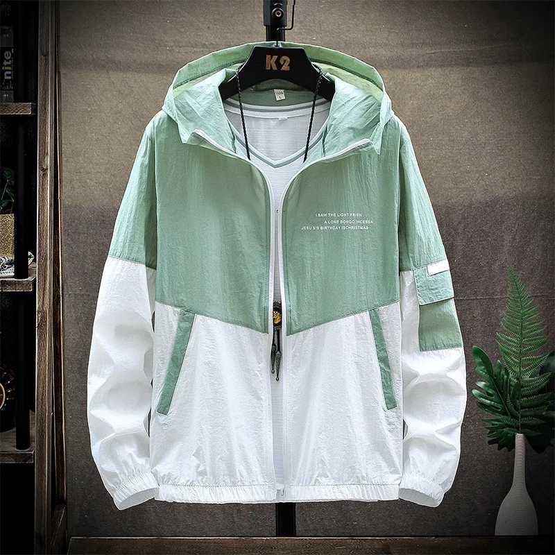 2025 Summer Skin Coats Men Ultra Light UV Sun Protection Big Size Hooded Windbreaker Jacket Men Striped Casual Outerwear W250809