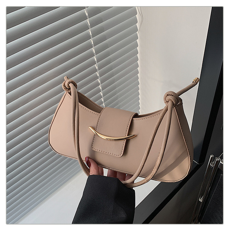 2025 Autumn New Women s Shoulder Bag New Fashion French Niche Design Armpit Bag Elegant And Simple New Women s bag Crossbody Bag Autumn women s New De