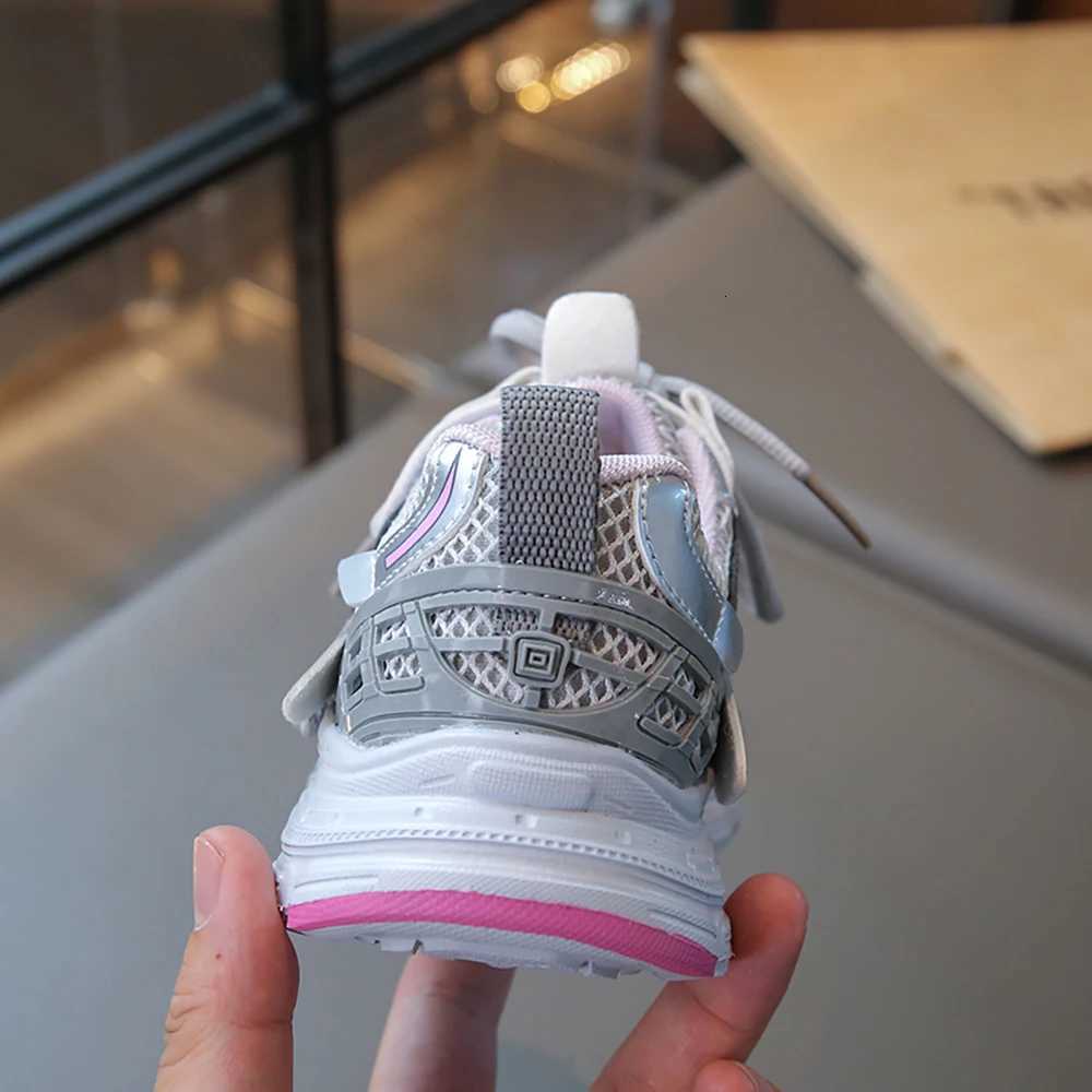 2025 PU Leather Sport Shoes for Children Designers Teenager Kids Sneakers Soft-soled Outdoor Boys Girls Running Shoes Sneaker L250808
