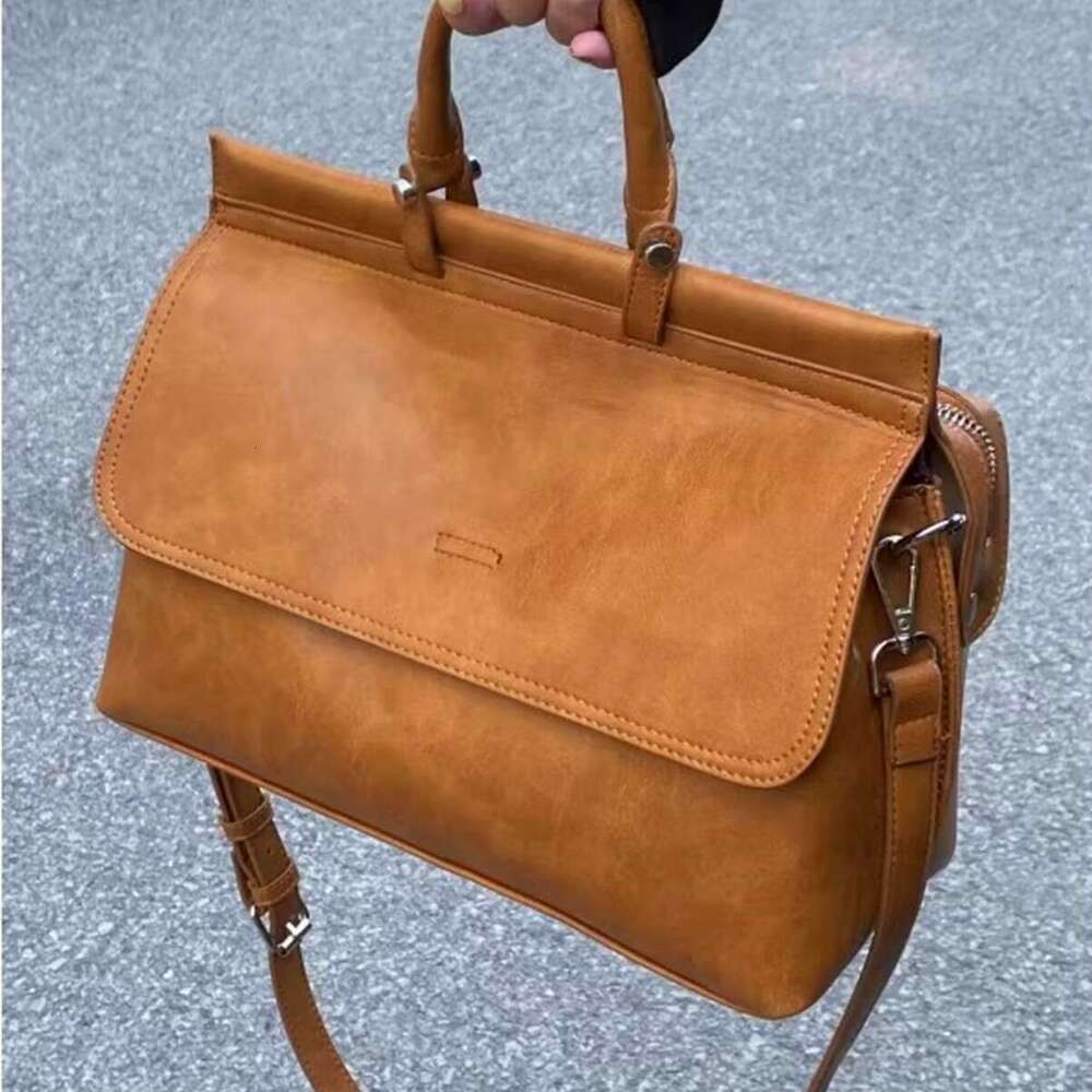 2025 New Trendy Messenger Bag for Work Commute Women Large Capacity Textured Handbag Briefcase Crossbody