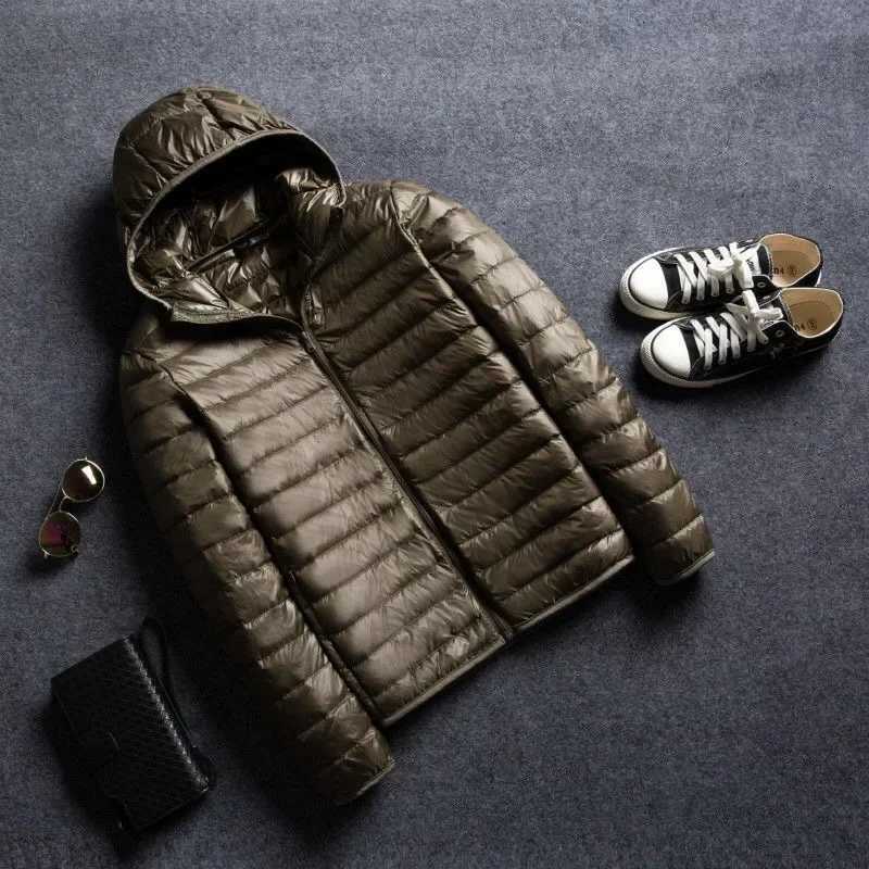 Men All-Season Ultra Lightweight Packable Down Jacket Water and Wind-Resistant Breathable Coat Large Size Men Hoodies Jackets W250809