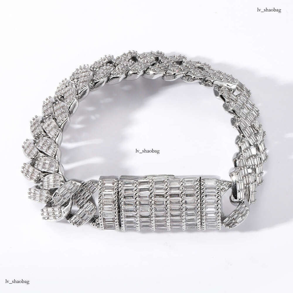 Domineering 17mm Wide Square Moissanite chain Dia Cuban Chain Flip Clasp Men's Necklace Personality Hip-Hop Jewelry