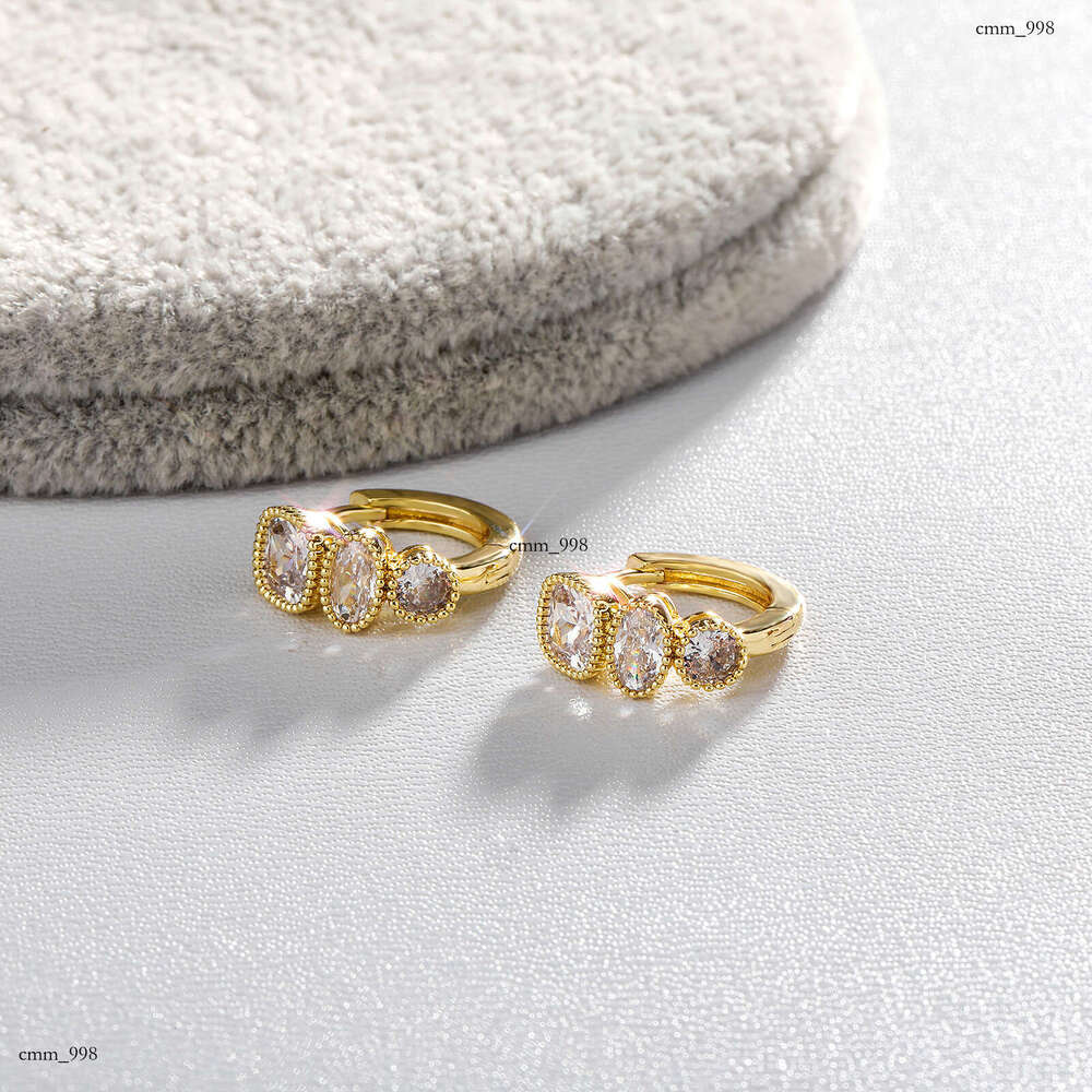 French Gradient Dia Earrings for Women, High-end Sense, Elegant Earrings, Delicate and Versatile Ear Jewelry, Sterling Silver Plated with Real Gold