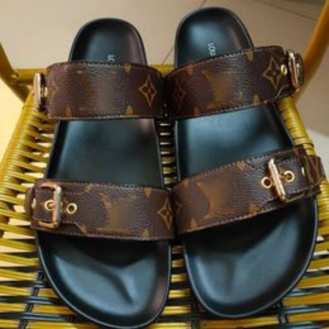 Summer Designer Brown Black Slippers Slides Sandals Flat Real Cow Leather Shoes Men Women Beach Stylish Slides 2 Straps Adjusted Gold Buckles Shoes Size 35-45