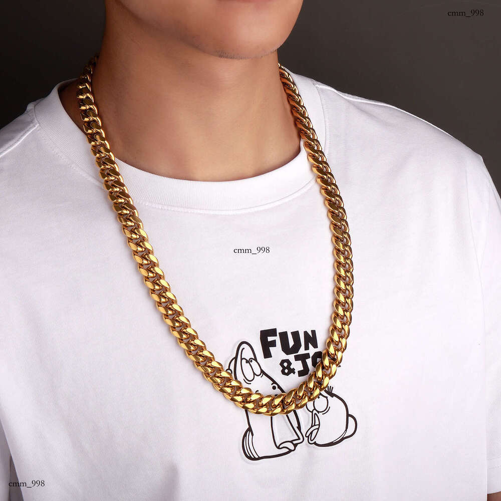 Hip Hop Men's Stainless Necklace Titanium Steel Cuban Moissanite Full Dia Clasp Versatile Women's Plain Chain