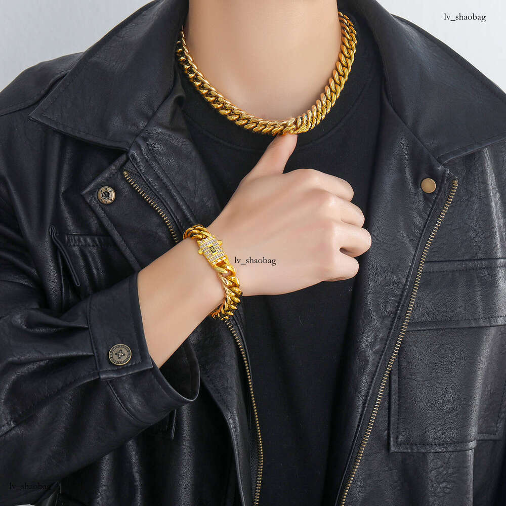 Stainless 6-14mm Cuban Chain Titanium Steel Round Polished Encrusted Moissanite chain Buckle Men's Hip Hop Necklace