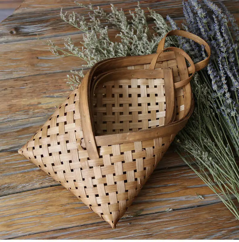 Bamboo Hanging Baskets Natural Handmade Woven Storage Basket Plant Flower Pot Wedding Home Garden Wall Decoration 250808