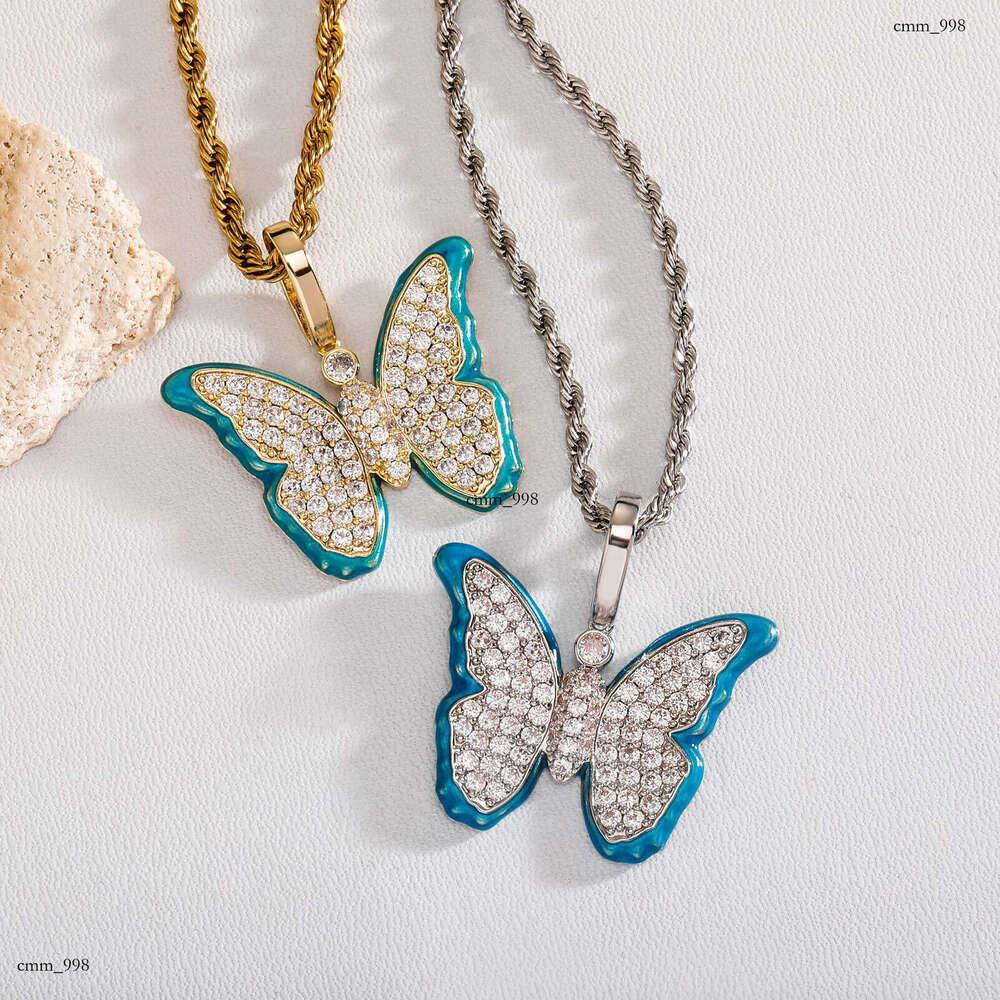 New Fashion Full Dia Luminous Butterfly Pendant Elegant Necklace for Men and Women