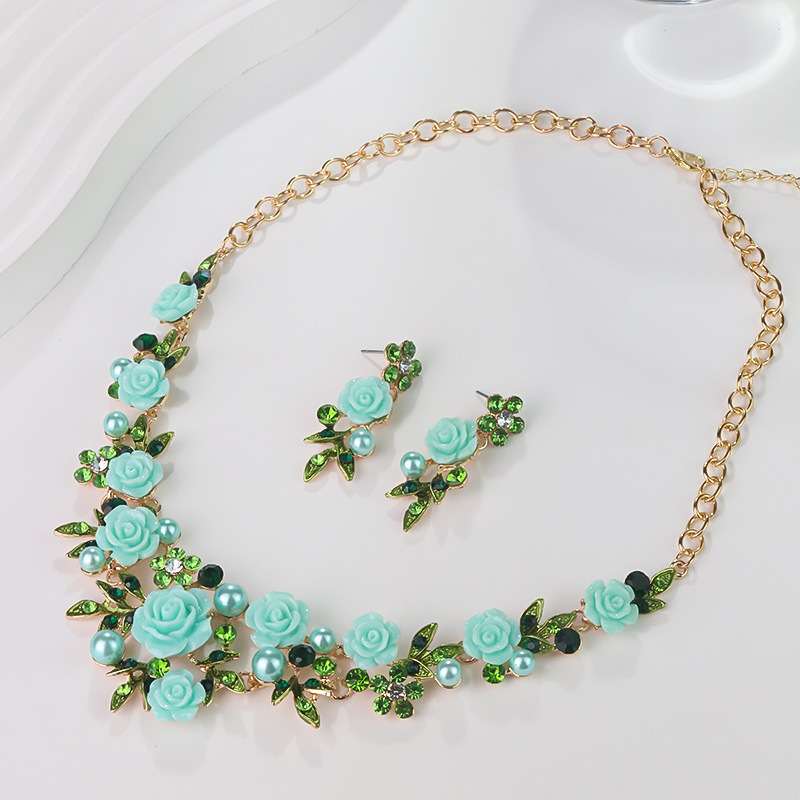 2025 Summer Forest Garden Style Dainty Sweet Floral Leaf Rhinestone Faux Pearl Necklace Earring Set Fresh Charming Jewelry for Women