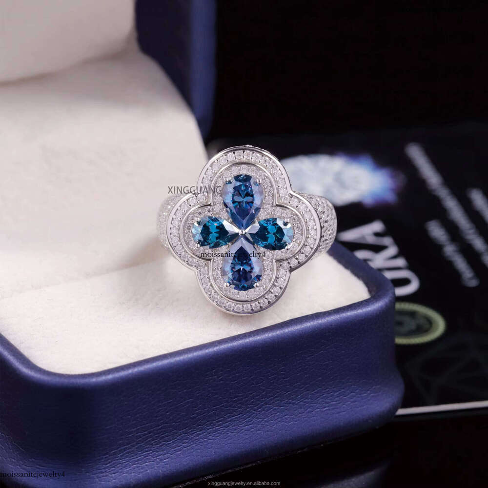Factory Price Full Iced Out Pear Cut Cross Sterling Sier Gold Plated Hip Hop VVS Blue Moissanite Dia Ring