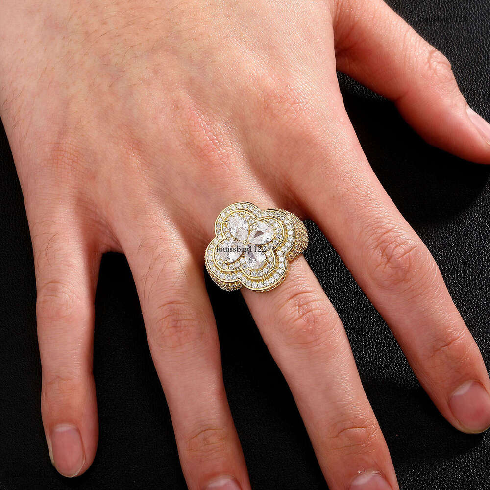 Wind Micro Inlaid Flower Shape Hip-Hop Men's Exaggerated Super Shiny Diamond Personality Ring Versatile Trendy Gold Australian New Model