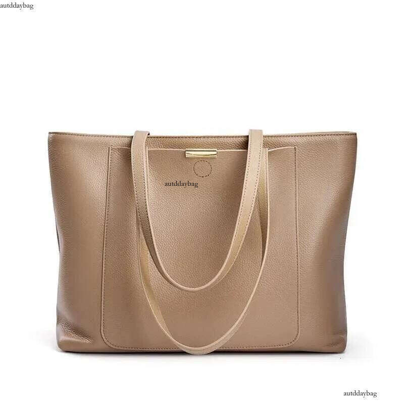 Women's Large Capacity Shoulder Bag High-End Ladies Genuine Leather Commuter Shopper Bags High Quality Handbag Big Tote