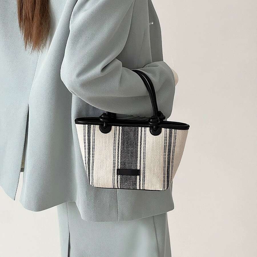Linen Black and White Striped Handheld Tote for Women 2025 New Korean Style Niche Design Single Shoulder Crossbody Bag