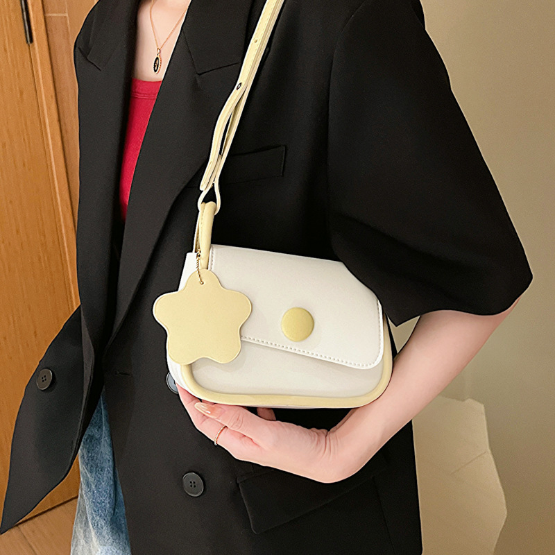 2025 Autumn New Texture Color Block Women s Shoulder Bag New Trend Niche Design Small Square Bag New Women s Crossbody Bag Autumn New Designer Bag Ver