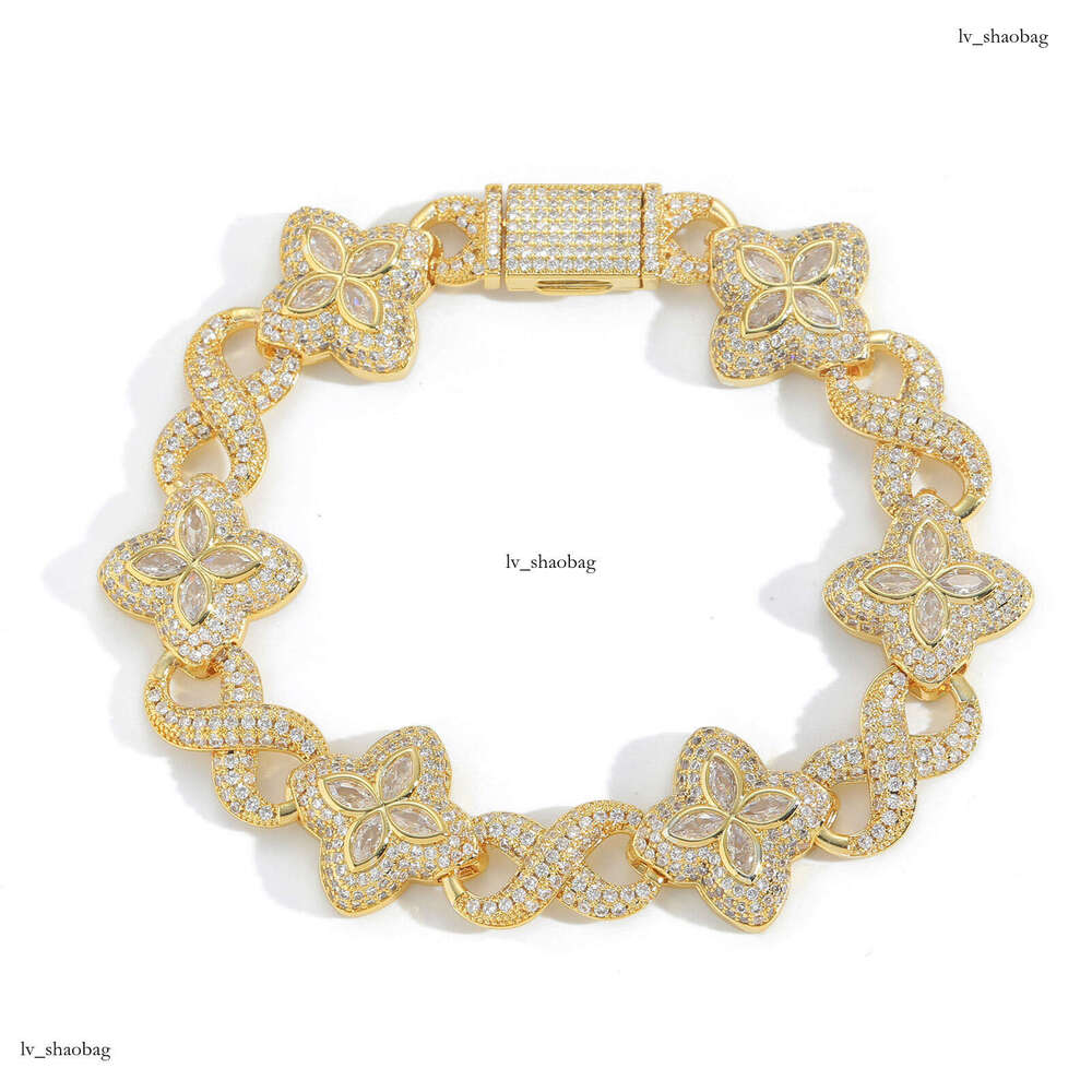 Hip-Hop Infinite Clover Bracelet Fashion Trendy Cool Stylish Personality High-End 5A Zircon Unisex Accessories