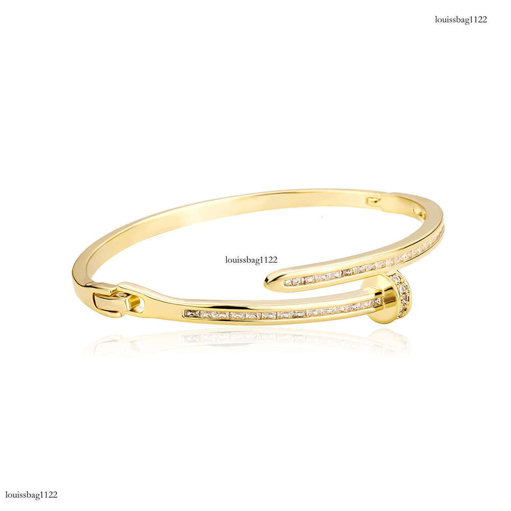Hip Hop Classic Luxurious Nail-Shaped Zircon Earrings Bracelet INS Internet Celebrity Hot Push Gold Australian Personality Jewelry