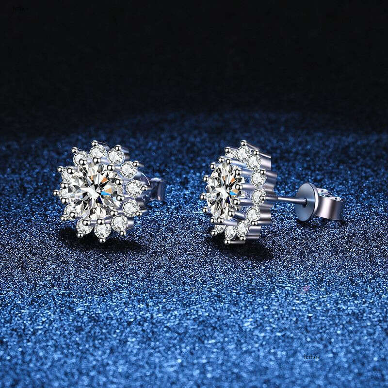 Live Iced Out VVS Suower Studs 50 ct D Color Moissanite Stud Earrings for Women