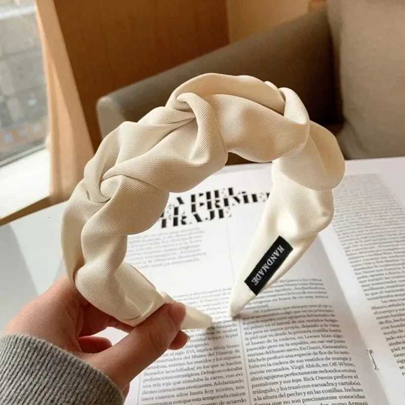 Fashion Hair Hoop Hair Bands are Solid Color bands Designer Wide Hair Accessories for Women Girls Y250809