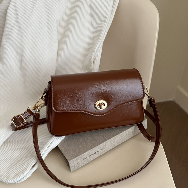 2025 Autumn New Handheld bag Small Square Bag Fashionable And women s Simple Women s Shoulder Bag New Niche Design For Women s Crossbody Bag Autumn Ne