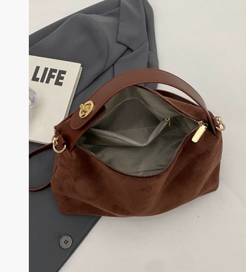 Underarm retro lazy style large capacity commuting crossbody bag swissmilitary
