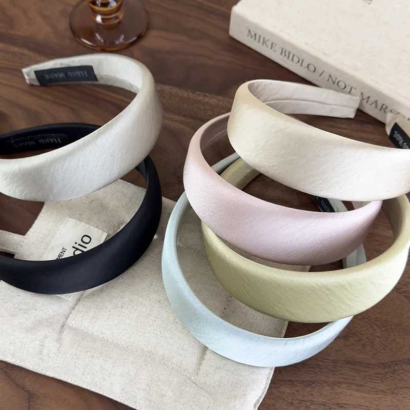 Spring/summer Pearlescent Bright Satin Bands Solid Color Sweet Wide Hair Band Wan Elegant Hair Hoop Fem Dr Retro Y250809
