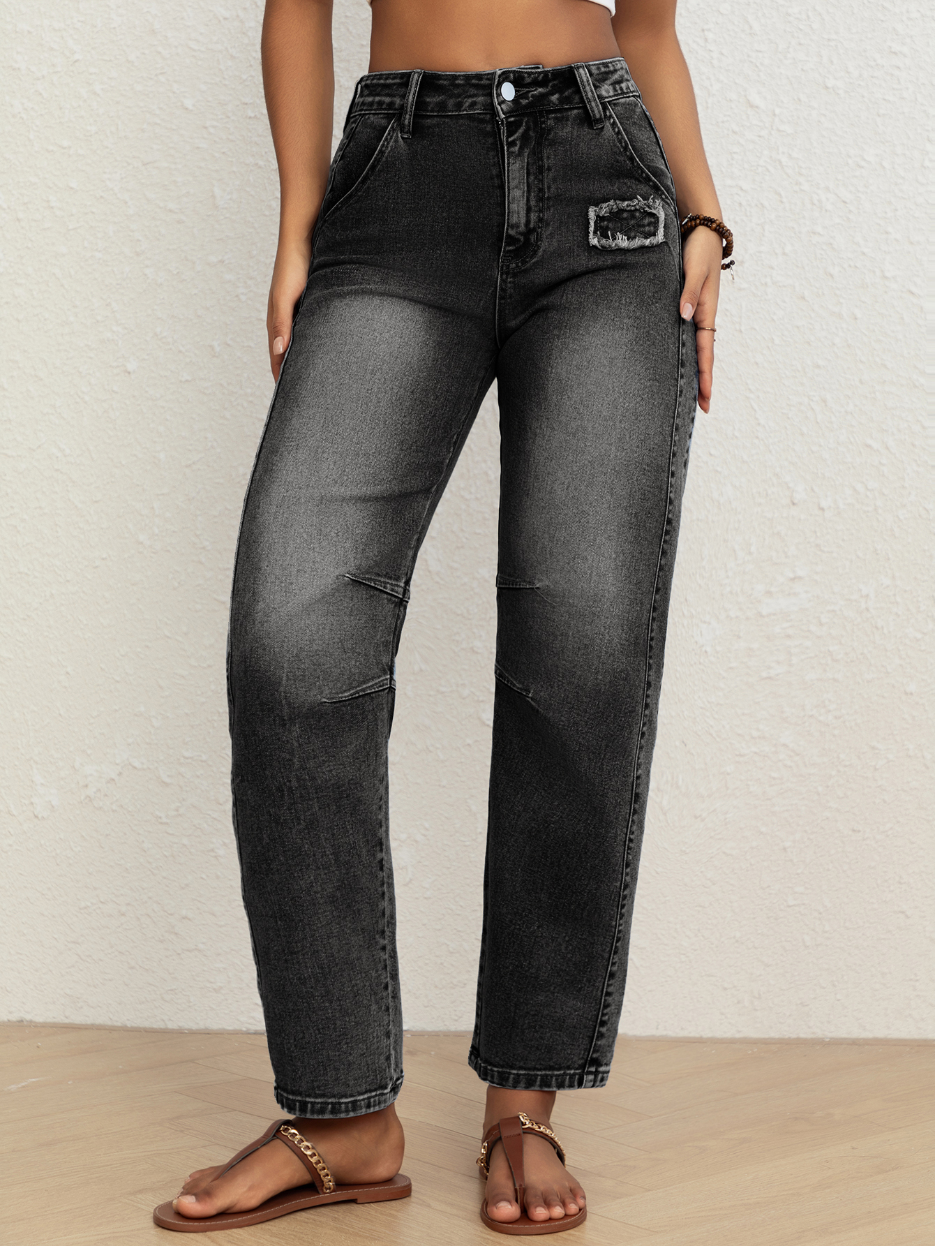 Stylish Casual Fit Jeans For Ladies With Unique Banana Silhouette