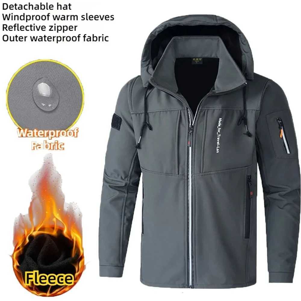 Winter Mens Outdoor Jackets Fleece Lining Windbreaker Waterproof Hiking Warm Jacket for Men Detachable Hat Casual Coats W250809